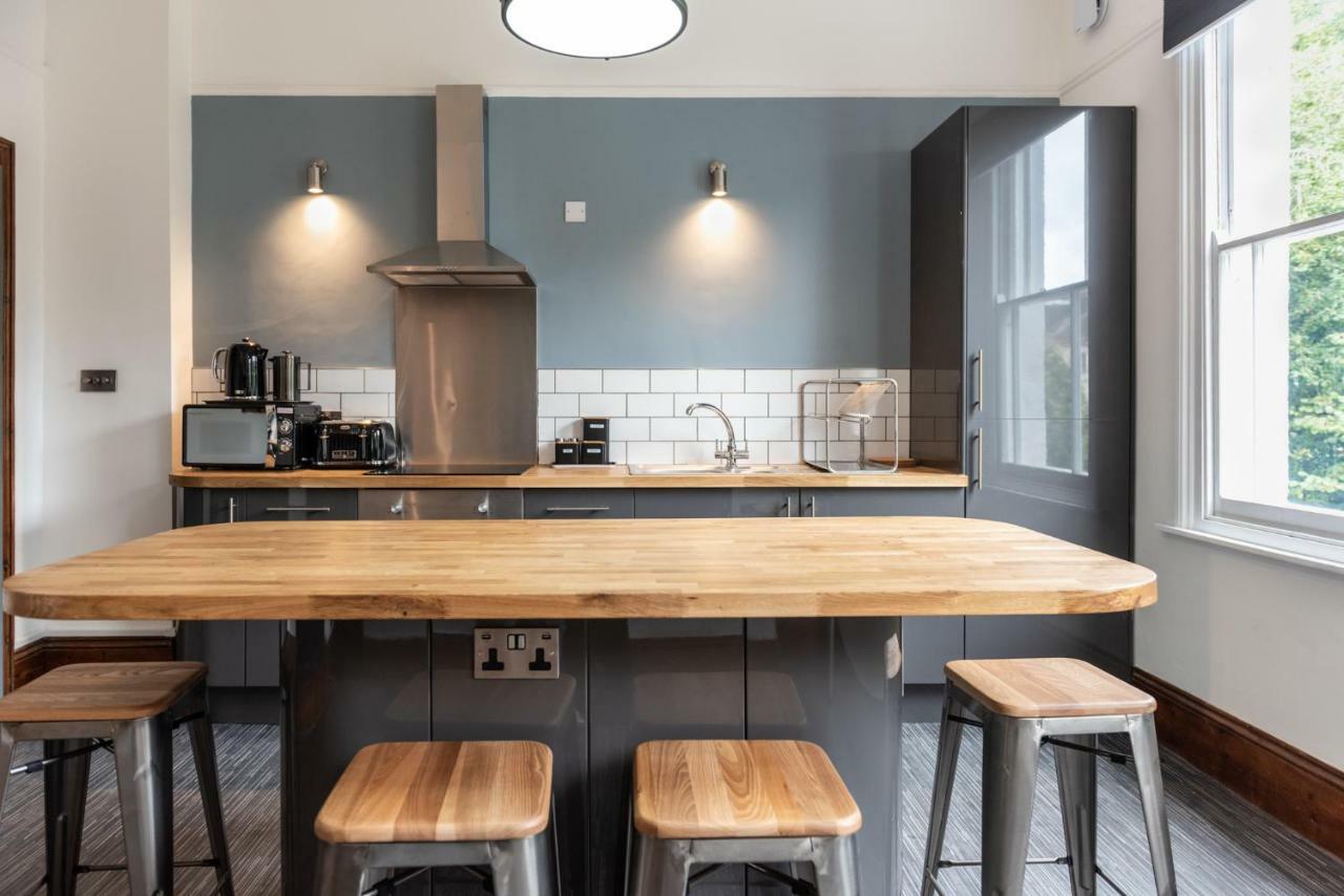 144 Lower Cheltenham Place Guest house Bristol